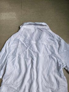 H&amp;M White crop Shirt