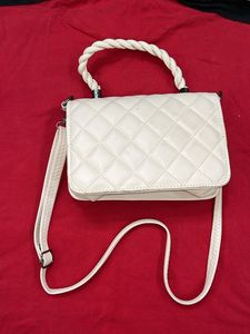 stylish corean White Quilted Handbag