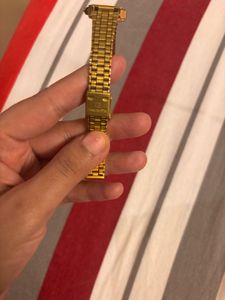 Elegant Gold Tone Women's Watch