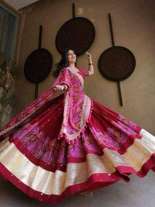 all size available.big dhamaka offer