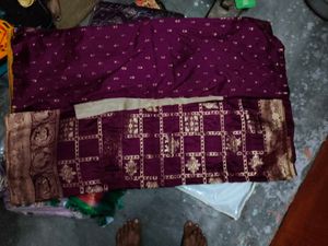 Elegant Silk Saree with Peacock Motif