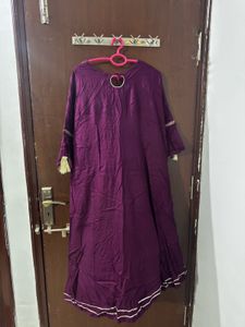 Elegant Purple Embroidered Kurta
