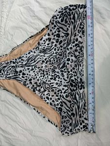 Leopard Print 34,36💛Bikini Bottom
