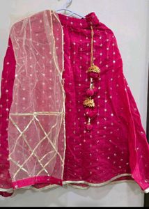 Lahenga Choli
