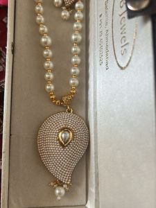 Elegant Pearl Necklace &amp; Earring Set