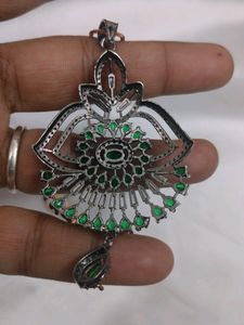 Antitarnish Pendant With Chain