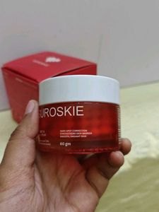 Suroskie Spotless TXA Capsule Cream + 1 free gift