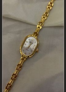 Nalini gold vintage Watch