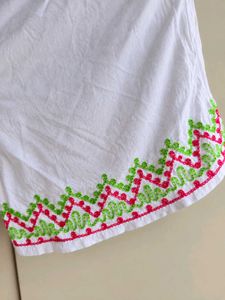 White Embroidered Cotton Shorts