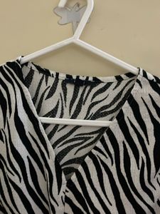 Zebra Print Twist Front Top
