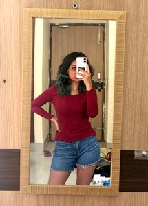 Maroon Ribbed Lettuce Hem Top