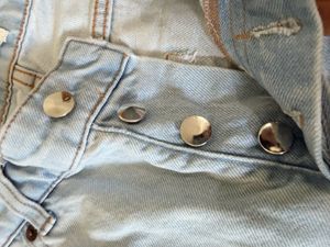 Light Wash Distressed Wide Leg Jeans