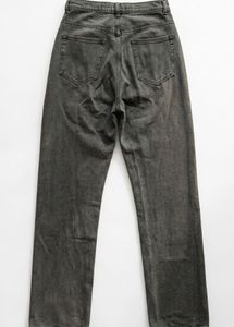 Premium Grey High-Waist Straight Fit Jeans (Size 2