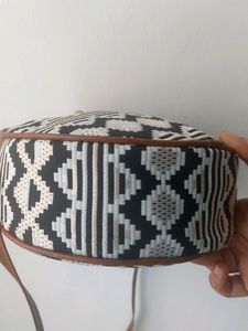 Round Sling Bag
