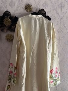 Navratri Cream Kurta with Lotus &amp; Cow Print