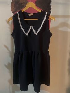 Black Sleeveless Peter Pan Collar Dress