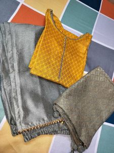 Trendy kurta set for fastive and haldi function