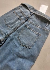 Wide Leg Cargo Jeans