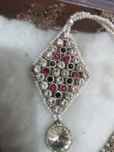 Stunning Silver-Tone Jewelry Set