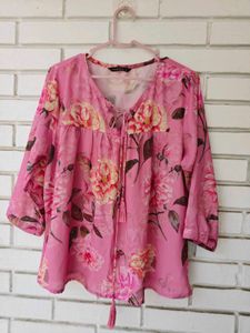 Vibrant Floral Print Tunic Top