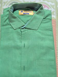 Men's Green Collared Shirt