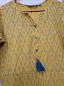 Avasa yellow Kurti