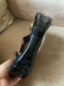 Chic Black Croc Embossed Shoulder Bag