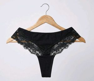Black Lace Trim Thong Panty 🖤