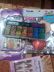 Glitter Eyeshadow &amp; Nail Art Set
