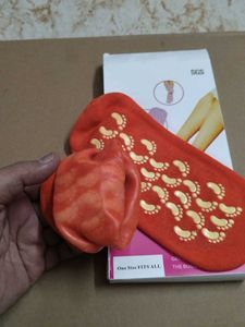 Spa Gel Socks - Moisturizing Foot Treatment
