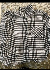 Chic Black &amp; White Checkered Shirt