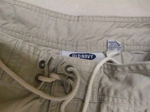 Imported Old Navy Relaxed Capri