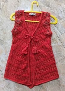 Elegant Red Woven/Cardigan