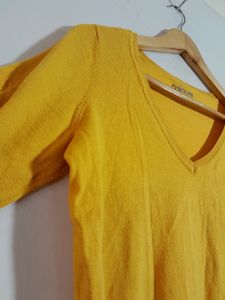 Yellow Plain Sweatshirt(women's)