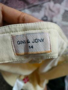 Gini &amp; Jony Skorts