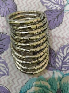 Silver Tone Bangle Set