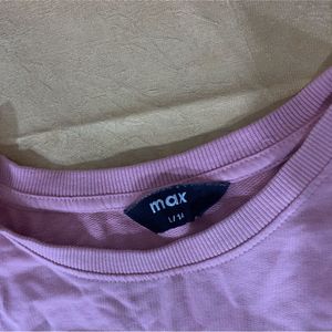 Cute Pink "ROAR" Graphic Sweatshirt