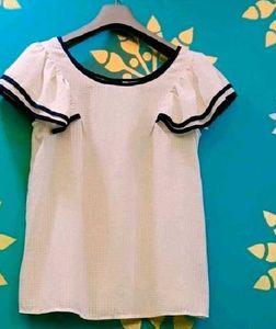 Chic White Ruffle Sleeve Top