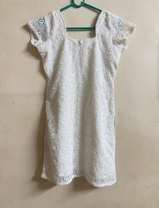 Elegant White Chikankari Kurta