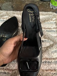 Elegant Black Slingback Heels