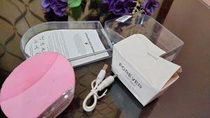 FOREVER LINA mini Facial Cleansing Device