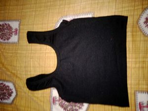 2 Pack White &amp; Black Tank Tops