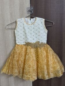 Party Wear Frock Of Size 20