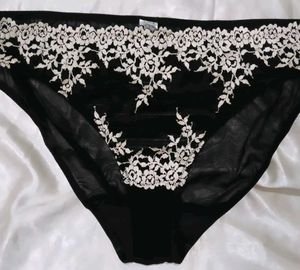 Warner Black Lace Bra