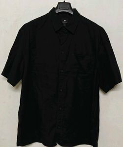 🔥, 🔥 🔥 Price Drop H&M Black Short Sleeve Button