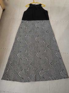 2XL Chic Black &amp; White Maxi Dress