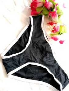 🎀BUY '1' GET '1' FREE Black and White Trimmed Bri