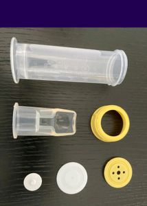 New Sealed Medela Soft Silicon Spoon Bottle Cup Fe