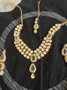 Necklace Set with Earring