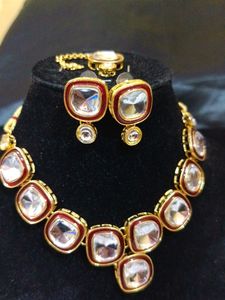 Kundan Heavy Stone Necklace With Mangtika